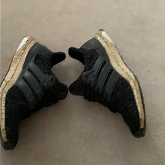 Adidas Ultraboost - Picture 4 of 5